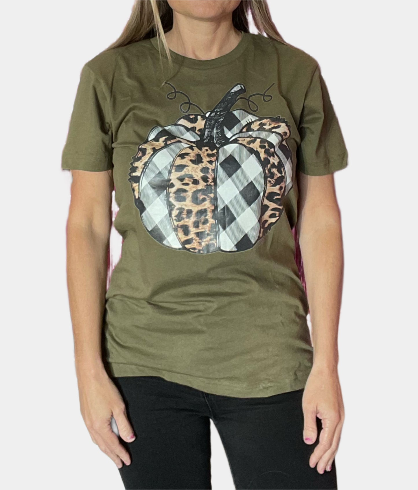 Plaid Pumpkin Tee in Olive