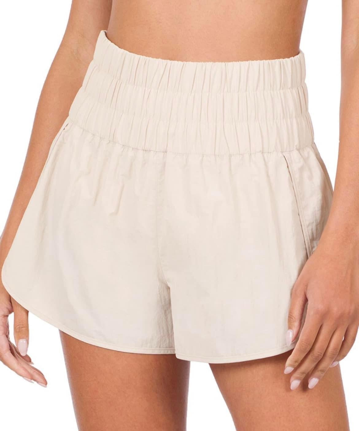Kelly Shorts in Bone