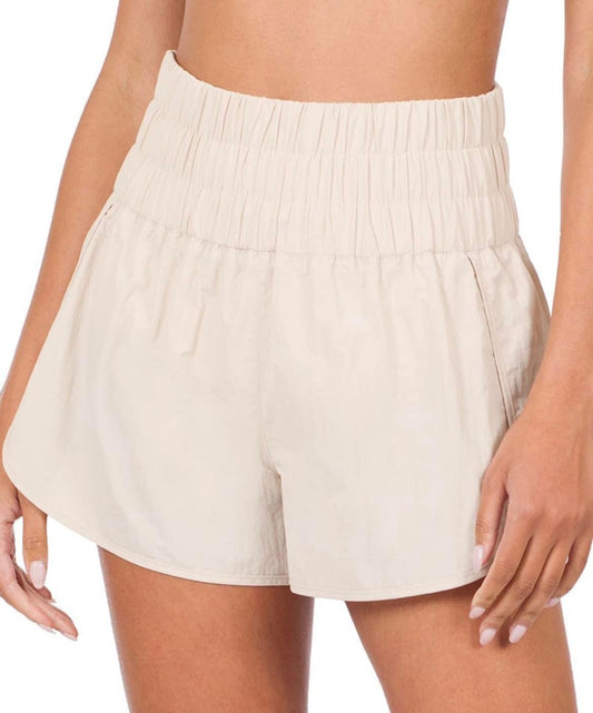 Kelly Shorts in Bone