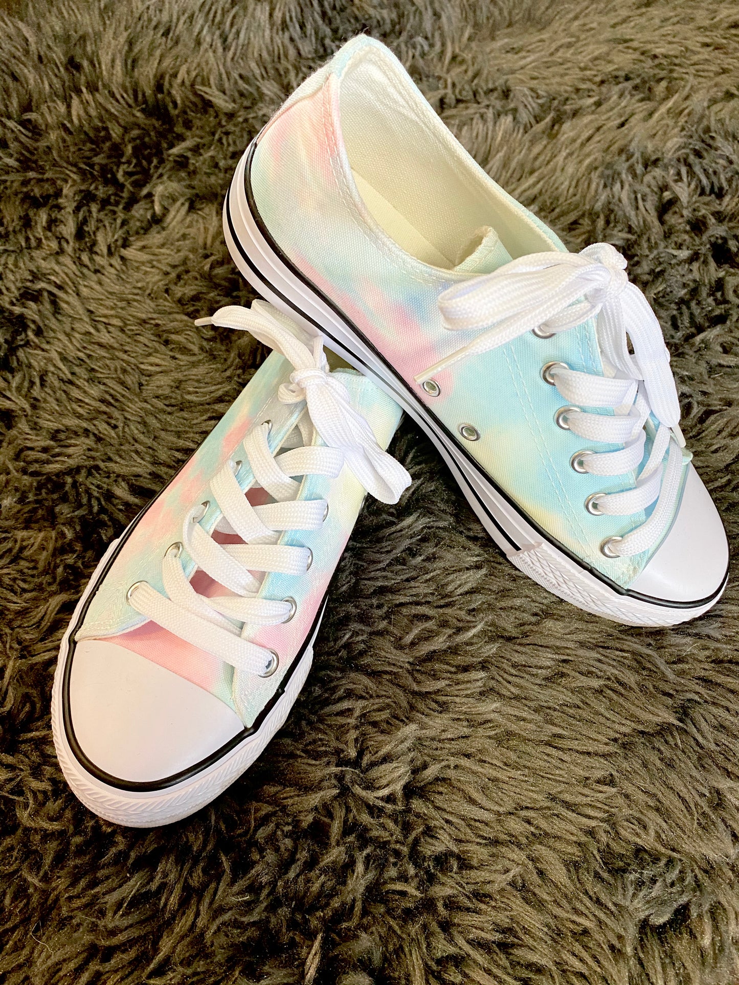 Tamrin Sneakers