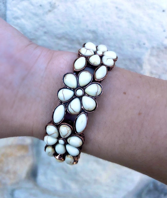 Rylee Bracelet in White