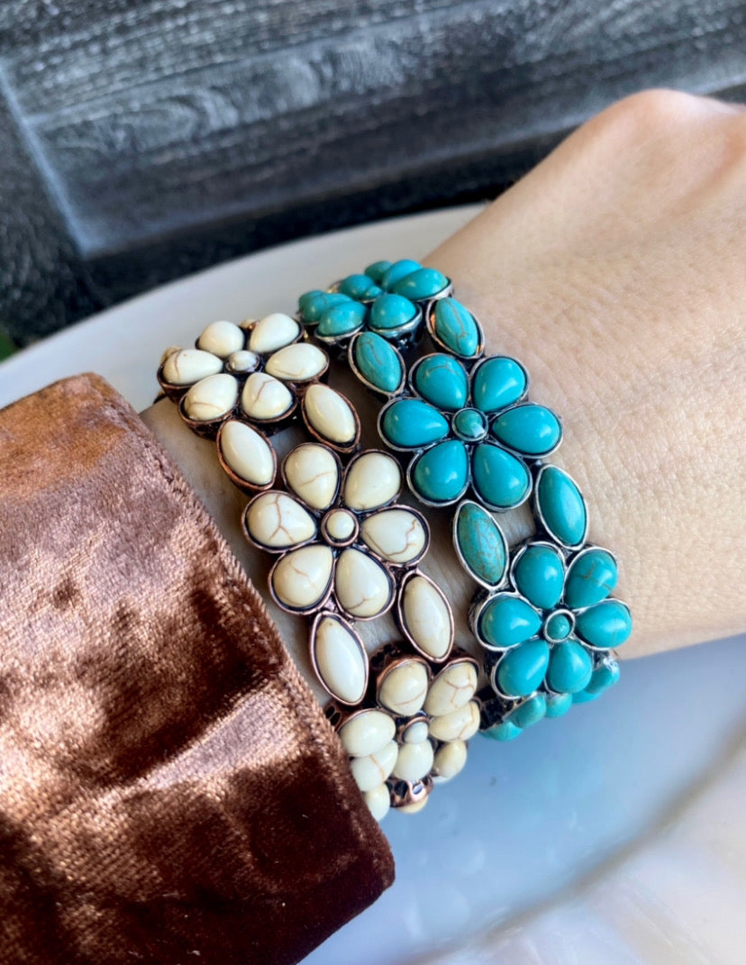 Rylee Bracelet in White